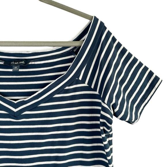 ModCloth V-Neck Nautical Stripe Short Sleeve Cotton T-Shirt Navy White, Size 1X‎ - Picture 4 of 7